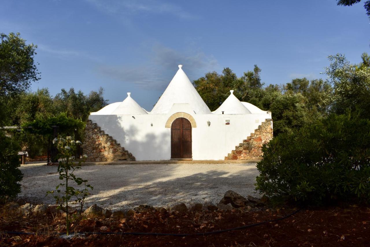 فيلا سان فيتو دي نورمانيفي Trulli Monte Madre المظهر الخارجي الصورة