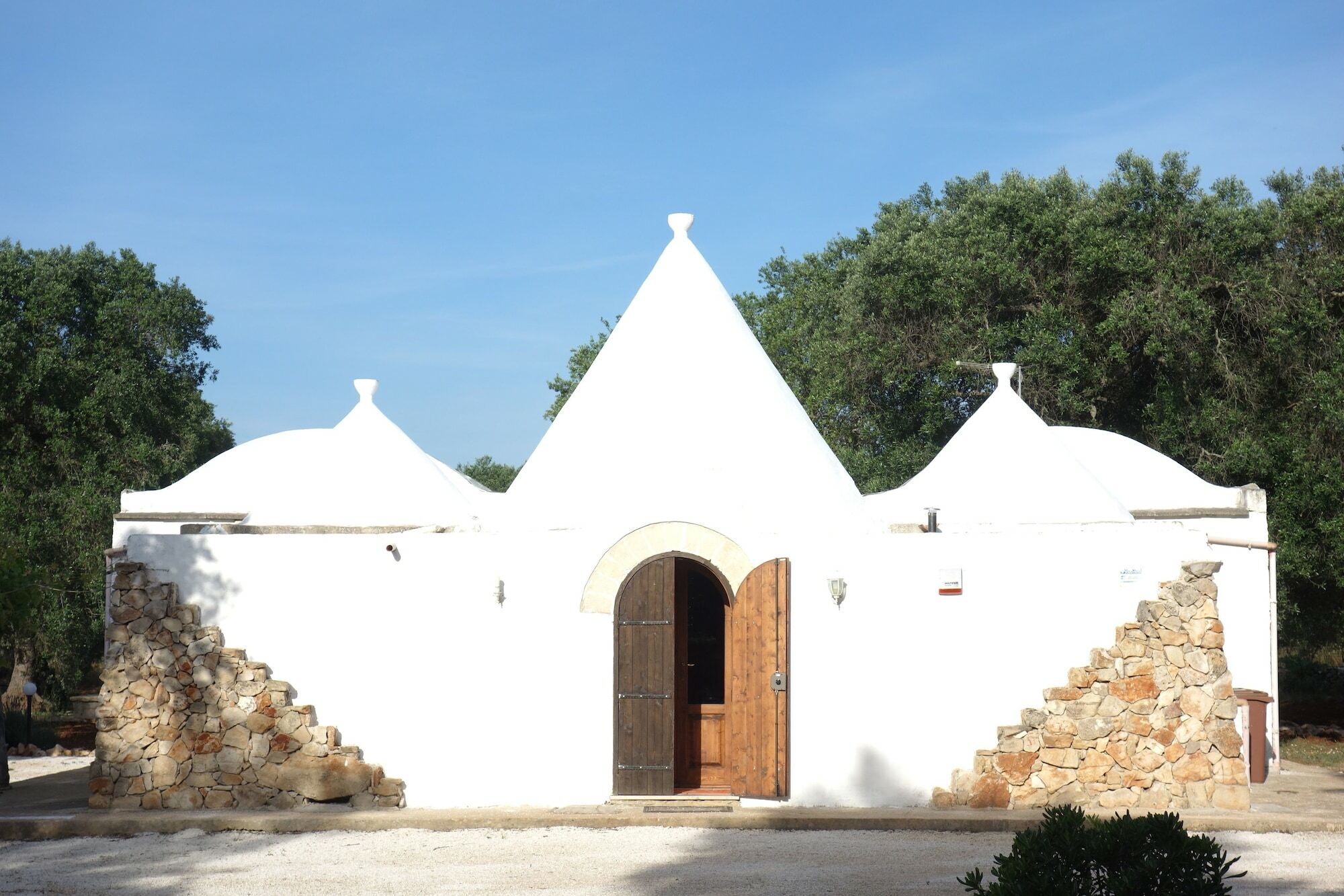 فيلا سان فيتو دي نورمانيفي Trulli Monte Madre المظهر الخارجي الصورة