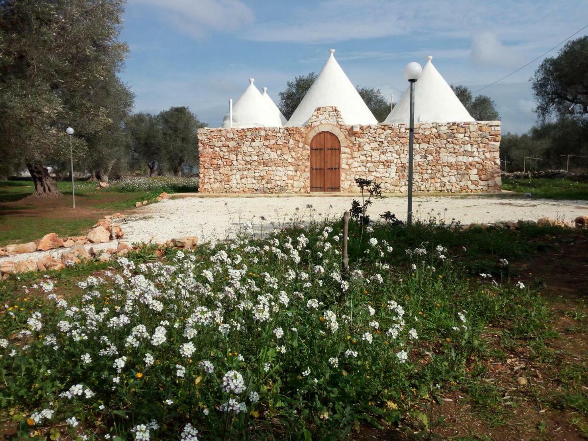 فيلا سان فيتو دي نورمانيفي Trulli Monte Madre المظهر الخارجي الصورة